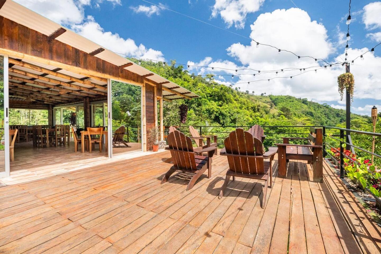 Hotel Rivel - Restaurant & Nature Retreat Туриалба Екстериор снимка