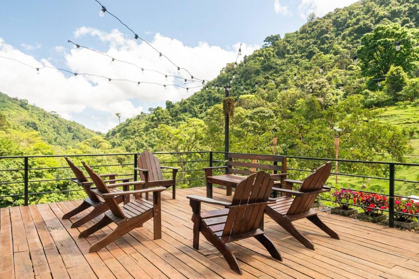 Hotel Rivel - Restaurant & Nature Retreat Туриалба Екстериор снимка