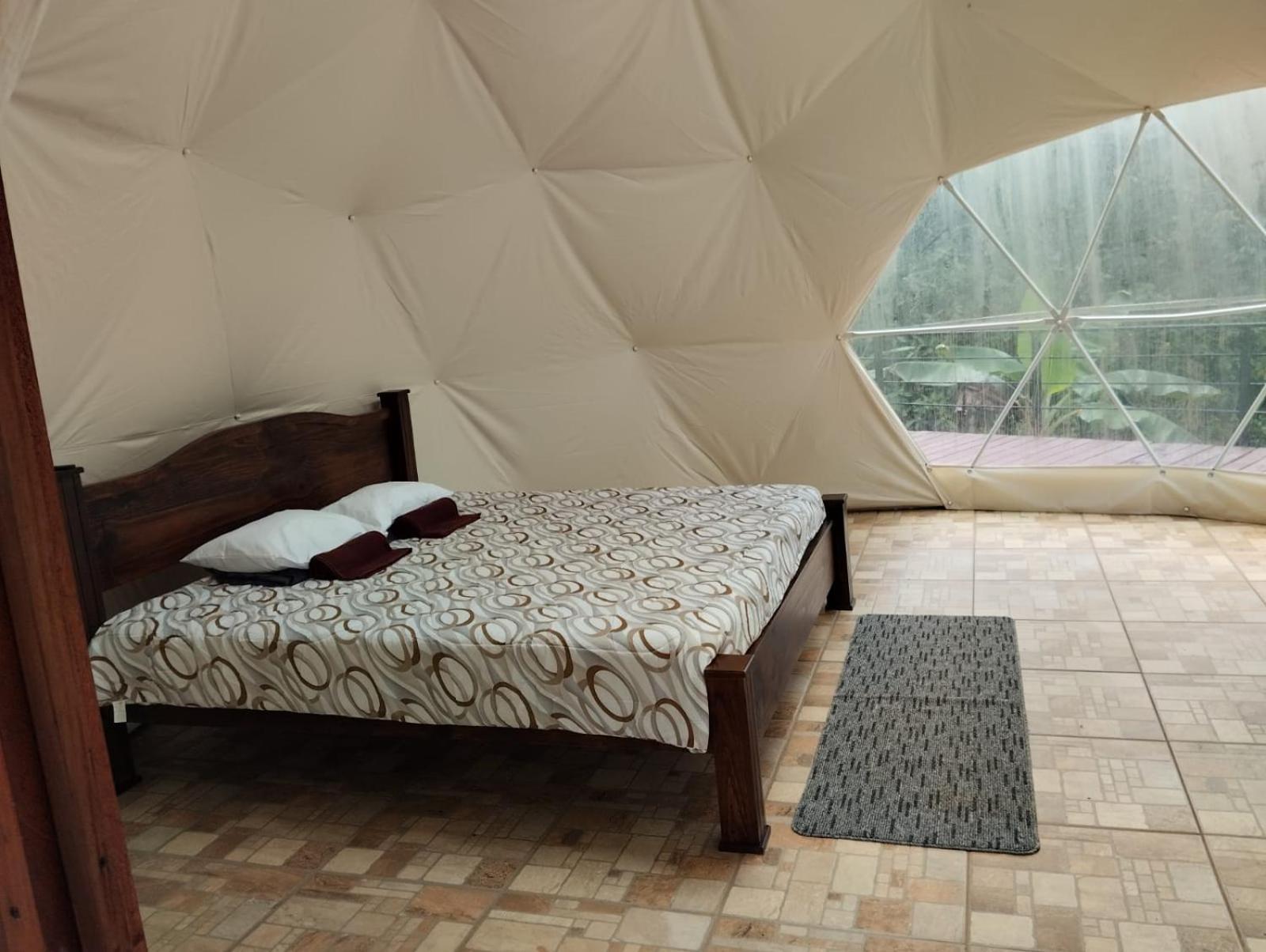 Hotel Rivel - Restaurant & Nature Retreat Туриалба Екстериор снимка